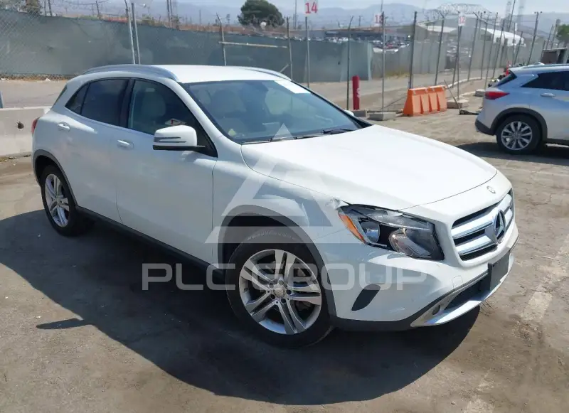 2015 Mercedes Benz GLA 250 фото