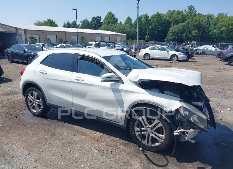 2015 Mercedes Benz GLA 250 фото