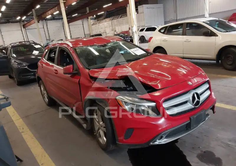 2015 Mercedes Benz GLA 250 photo