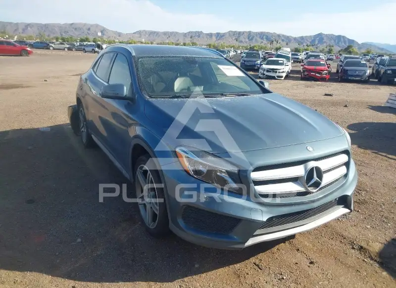2015 Mercedes Benz GLA 250 фото