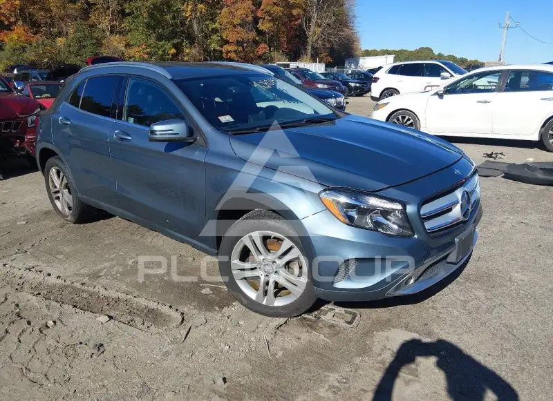 2015 Mercedes Benz GLA 250 фото