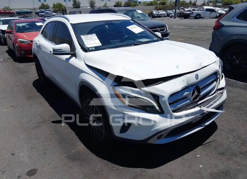 2015 Mercedes Benz GLA 250 фото