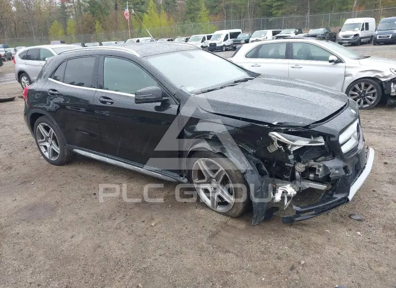 2015 Mercedes Benz GLA 250 photo
