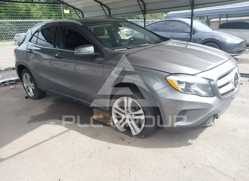 2015 Mercedes Benz GLA 250 фото