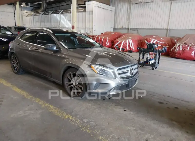 2015 Mercedes Benz GLA 250 фото