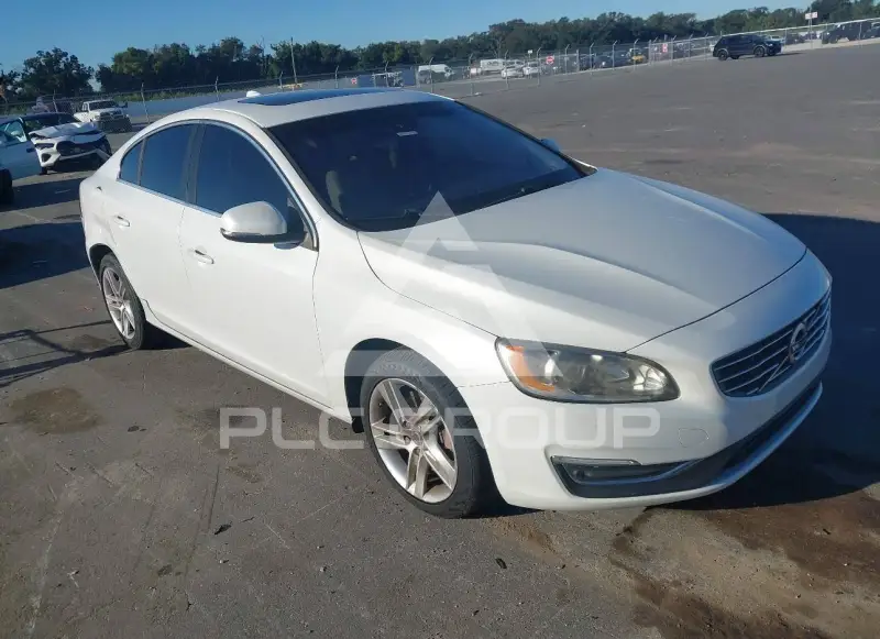 2015 Volvo S60 фото