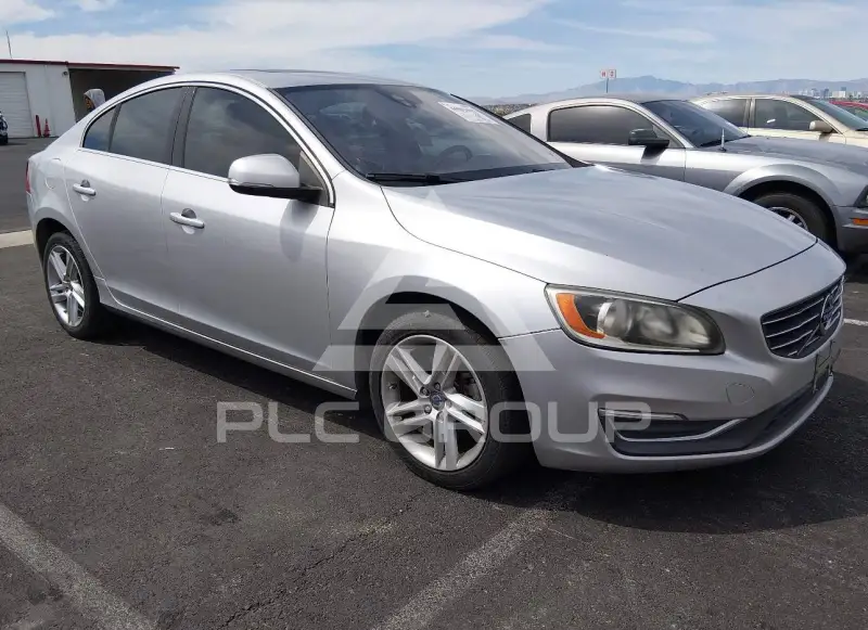2015 Volvo S60 фото