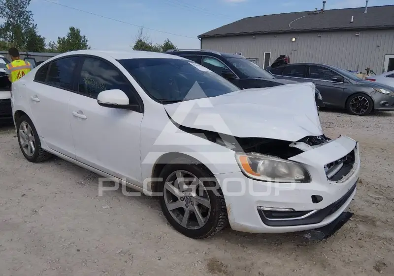 2015 Volvo S60 photo
