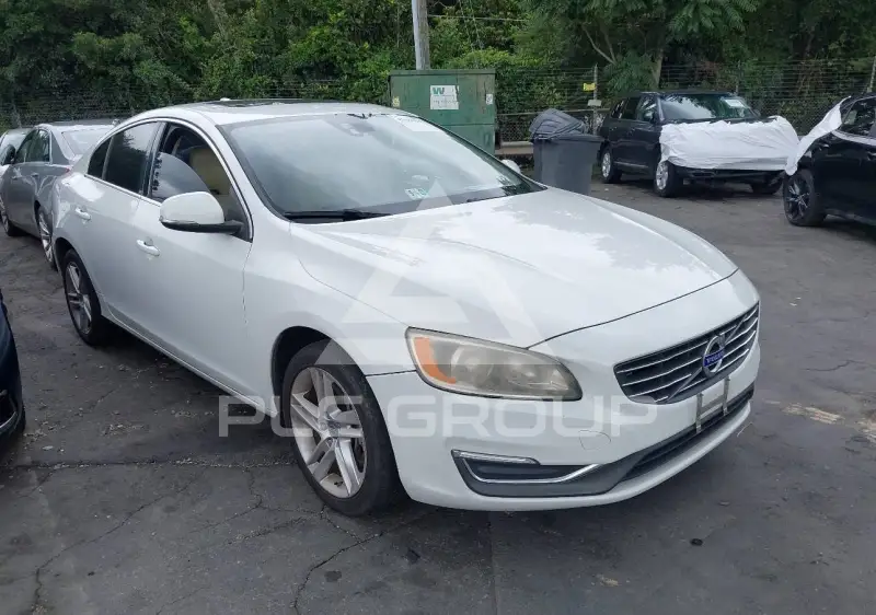2015 Volvo S60 фото