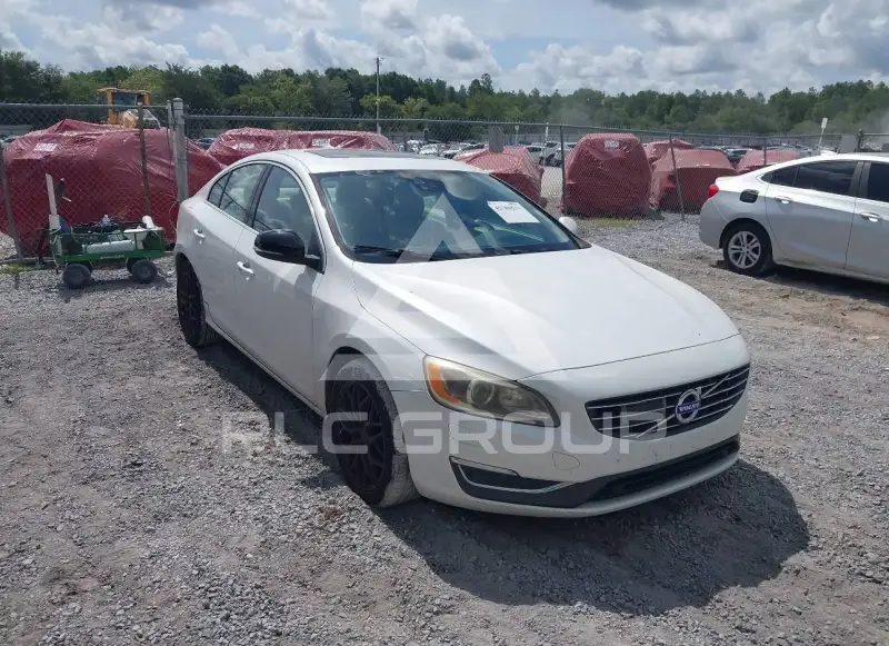 2015 Volvo S60 фото