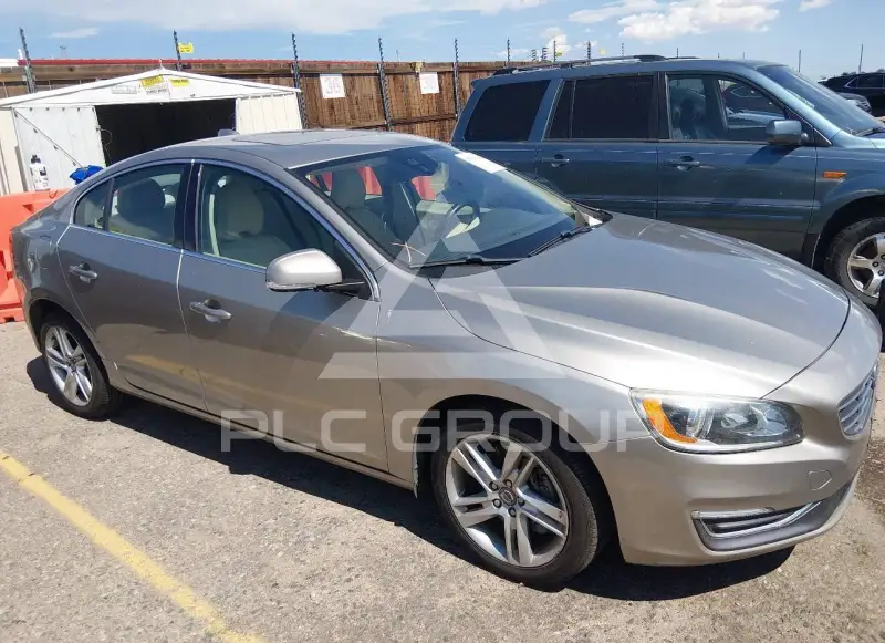 2015 Volvo S60 фото