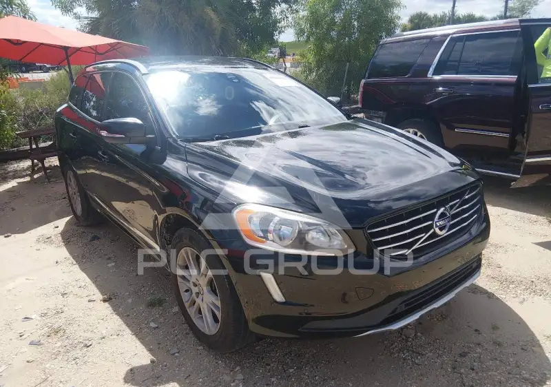 2015 Volvo XC60 photo