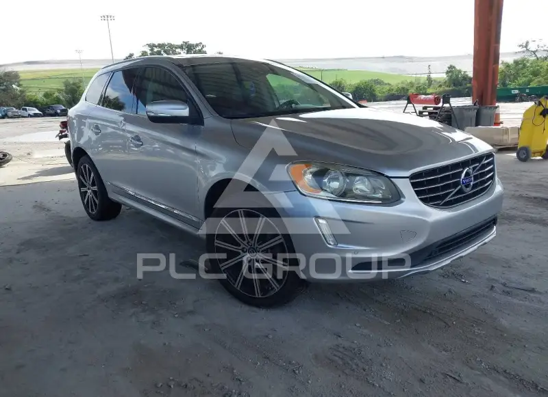 2015 Volvo XC60 photo