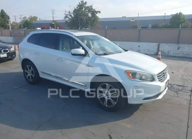 2015 Volvo XC60 фото