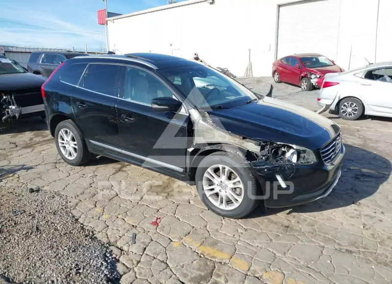 2015 Volvo XC60 photo