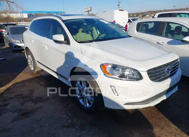 2015 Volvo XC60 photo