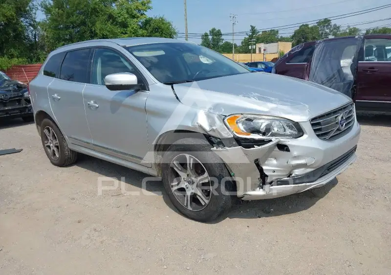 2015 Volvo XC60 photo