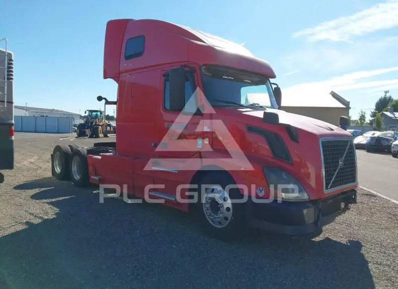 2015 Volvo VNL фото