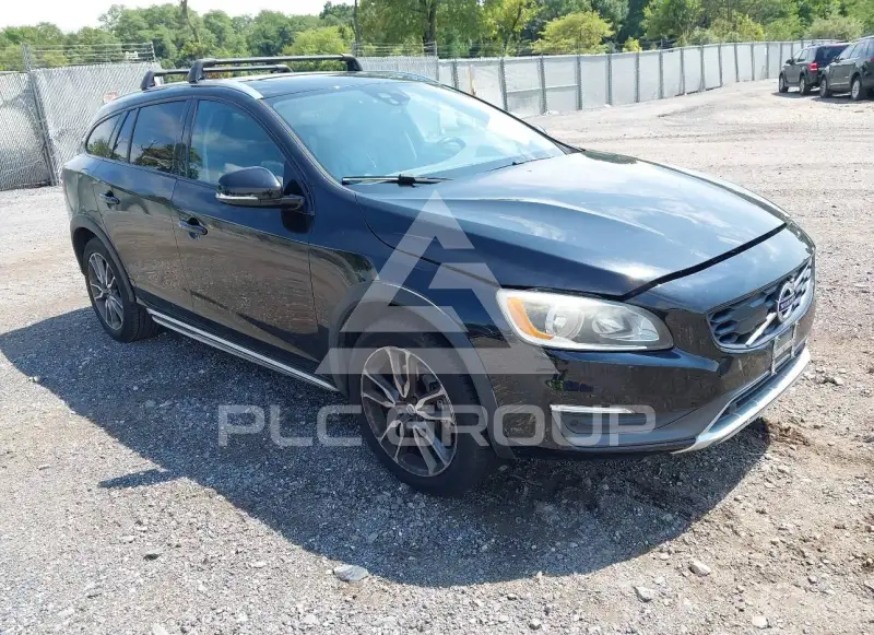 2015 Volvo V60 фото
