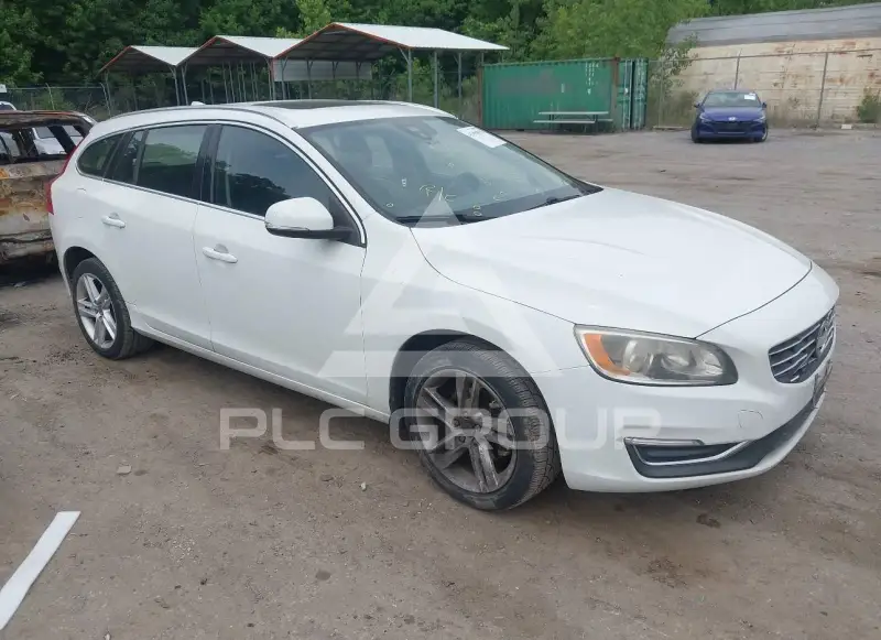 2015 Volvo V60 фото