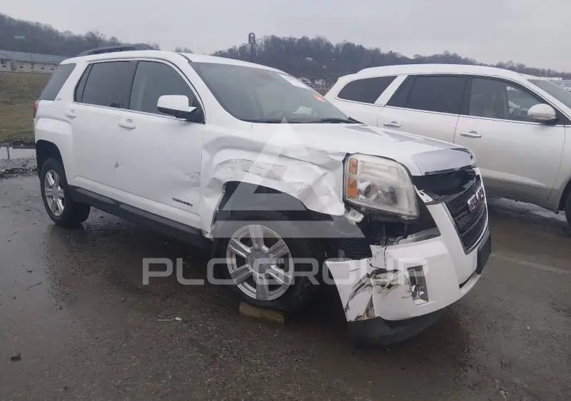 2015 GMC TERRAIN photo