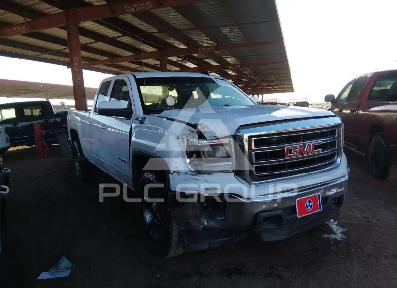 2015 GMC Sierra photo