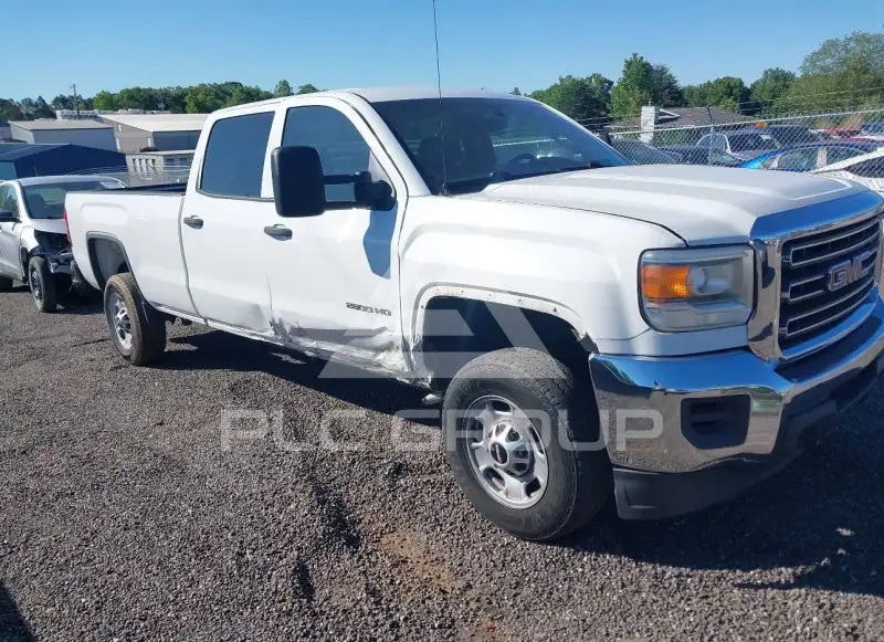 2015 GMC Sierra photo