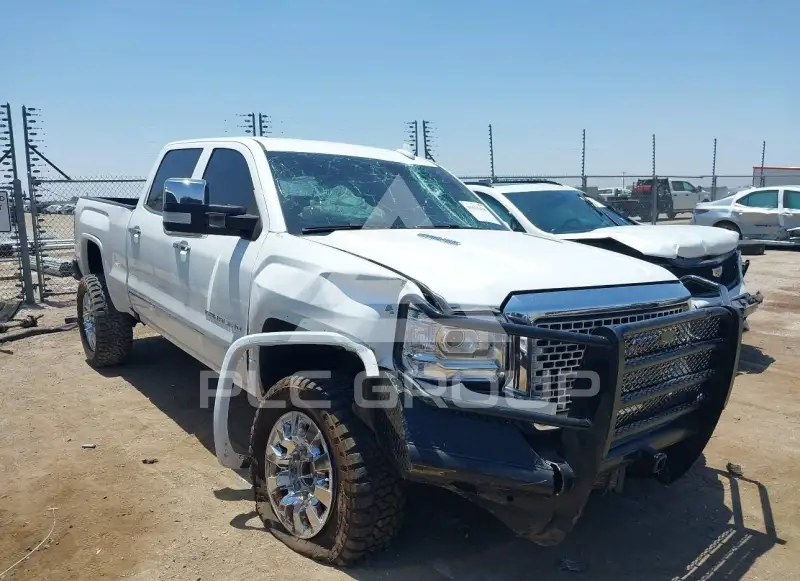 2015 GMC Sierra photo
