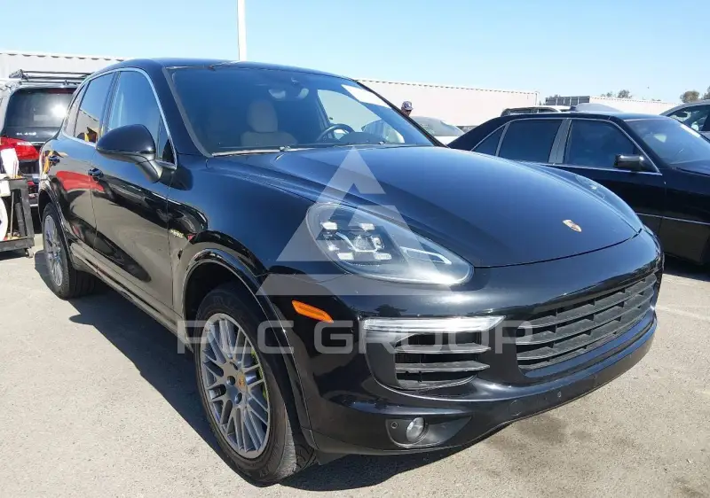 2015 Porsche CAYENNE фото