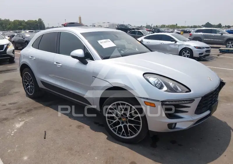 2015 Porsche MACAN photo