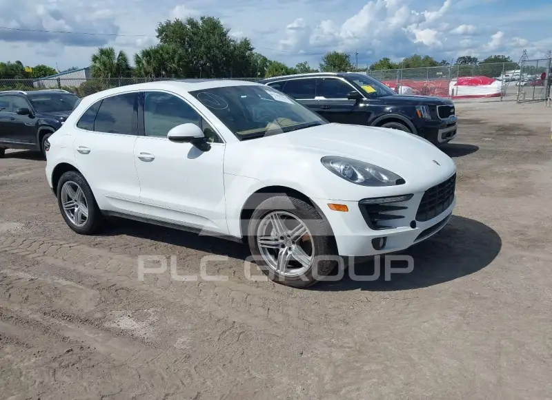 2015 Porsche MACAN photo