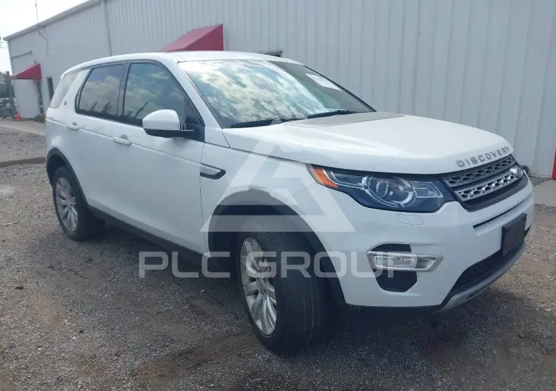 2015 Land Rover Discovery photo
