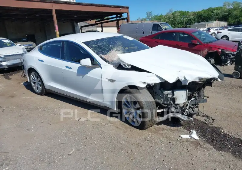 2015 Tesla Model S фото