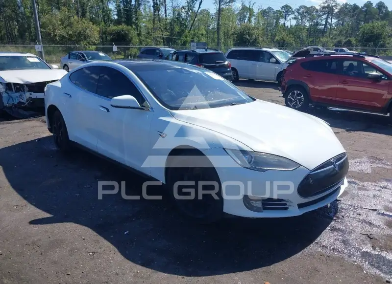 2015 Tesla Model S фото