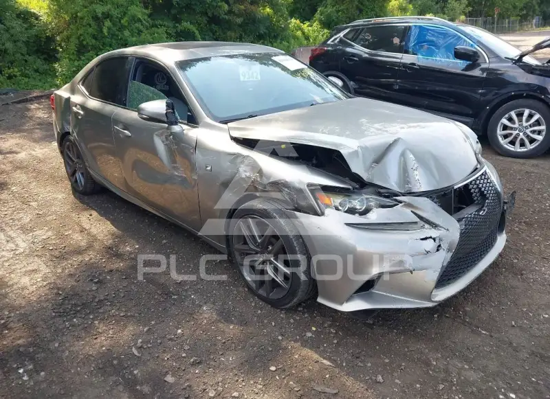 2015 Lexus IS250 photo