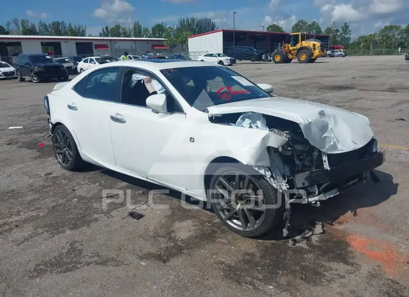 2015 Lexus IS250 photo