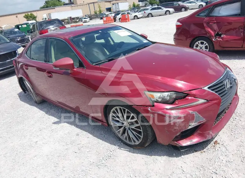 2015 Lexus IS250 photo