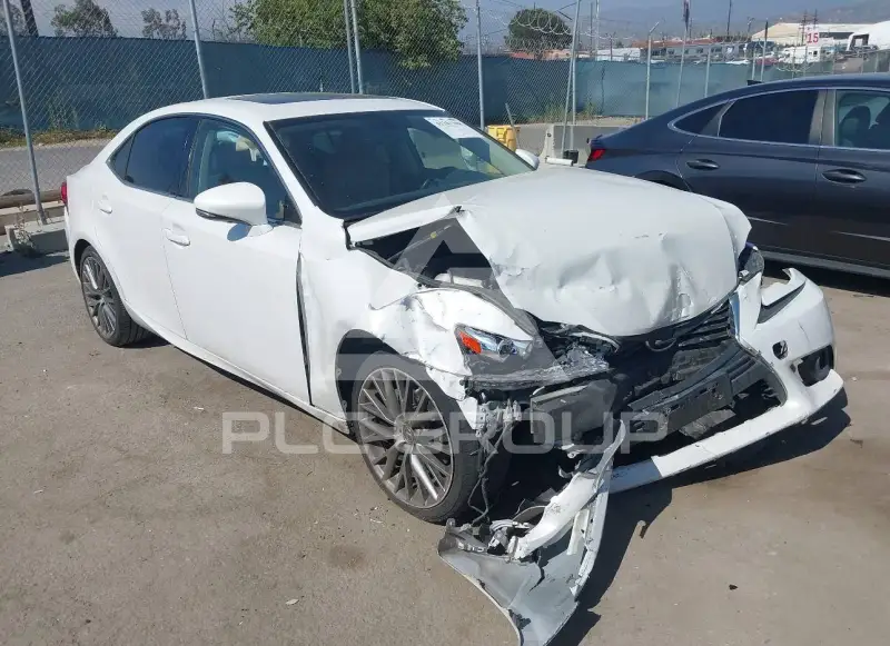 2015 Lexus IS250 фото