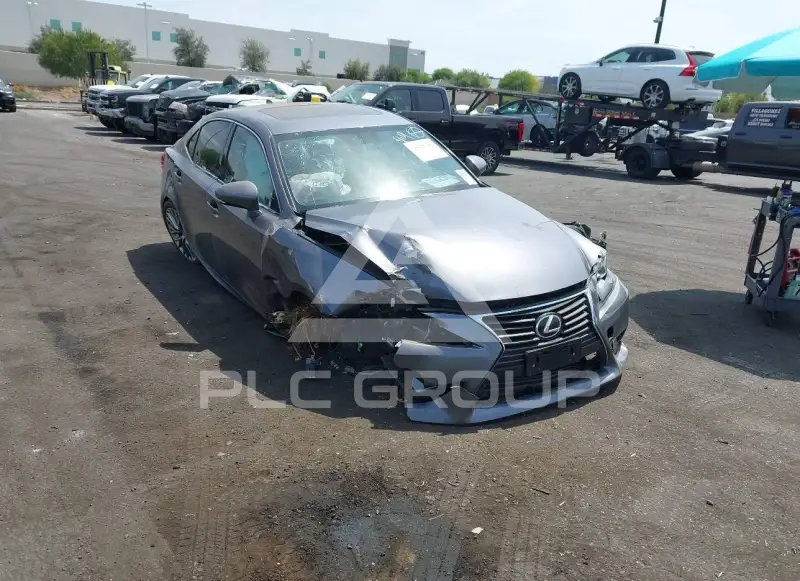2015 Lexus IS250 фото