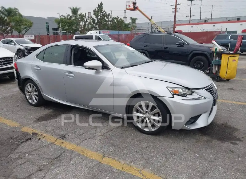 2015 Lexus IS250 фото