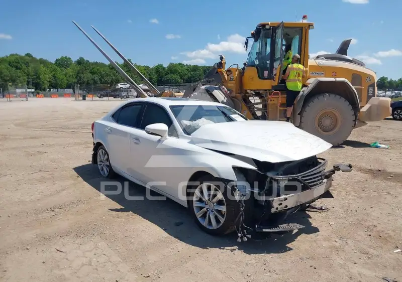 2015 Lexus IS250 фото