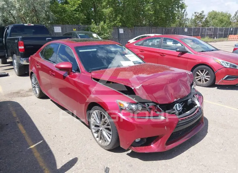2015 Lexus IS250 photo