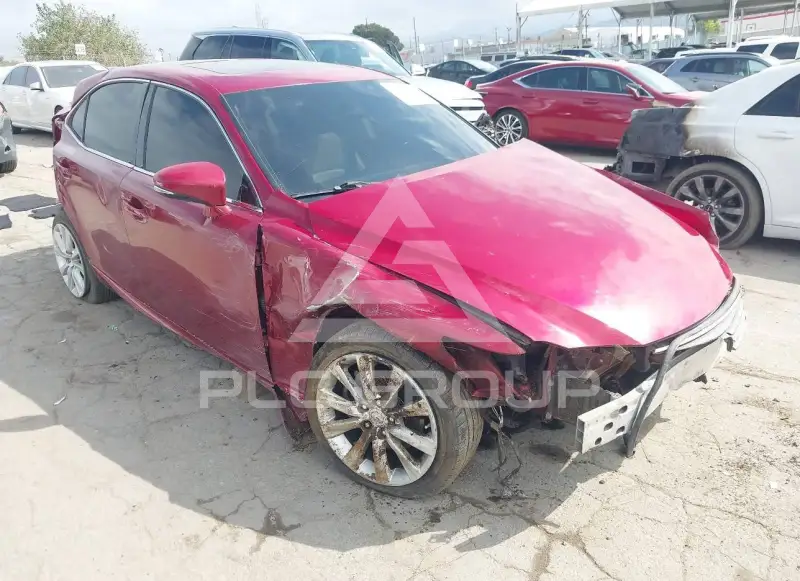 2015 Lexus IS250 photo