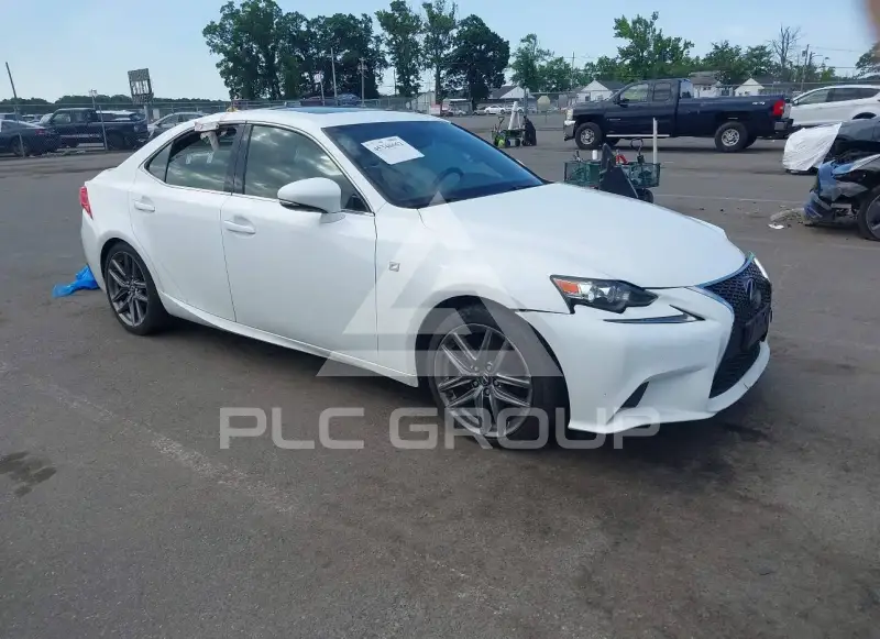 2015 Lexus IS250 photo