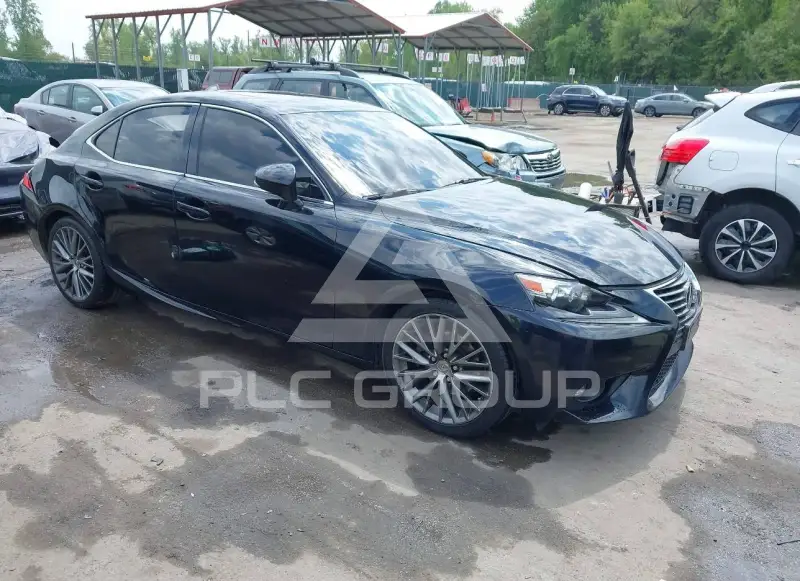 2015 Lexus IS250 фото
