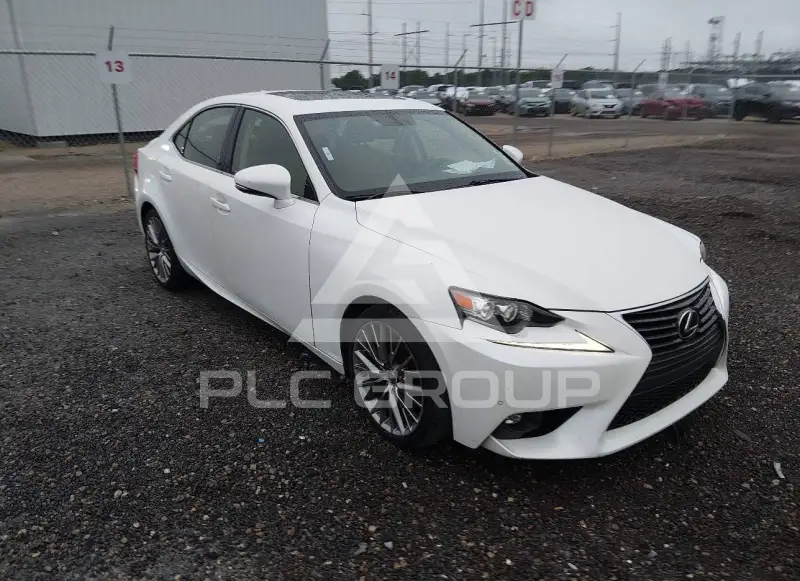 2015 Lexus IS250 фото