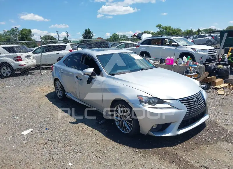 2015 Lexus IS250 фото