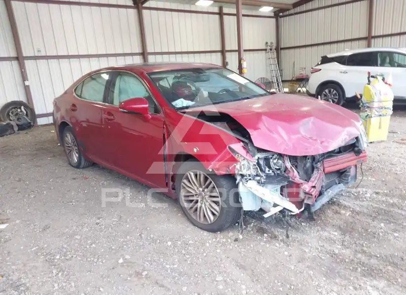 2015 Lexus ES350 photo