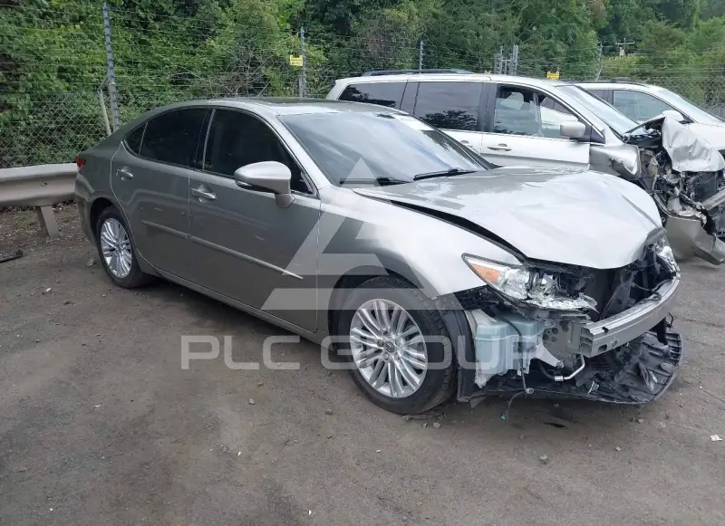 2015 Lexus ES350 фото
