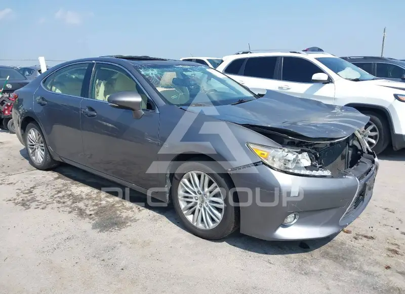 2015 Lexus ES350 фото